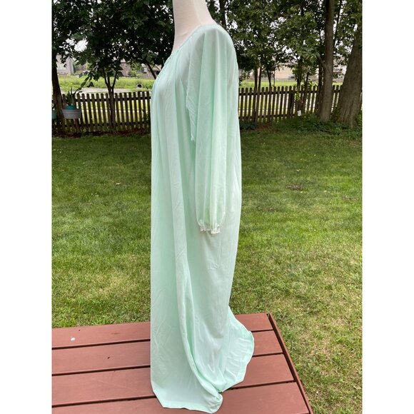 Vintage Sears Mint Green Nylon Nightgown With Lace Detail & Smocked Bodice Women - Picture 3 of 9